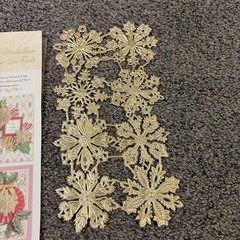 Anna Griffin Holiday Medallion Dresden Die Cuts Gold Foil New 47 Dies Germany