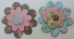 (12) SHABBY FLORALS – Flower Chipboard Embellishments Die Cut