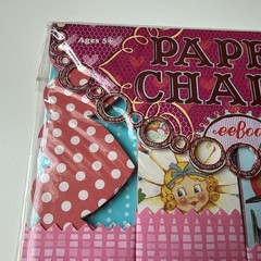 eeBoo Valentine Paper Chain kit featuring vintage-style illustrations of hearts