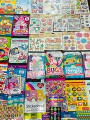 DIY Flower Gardens Zoo Scenes Farm Animals & Character Themes | 2679+ Pcs.