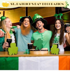 St. Patrick’s Day Shamrocks Six Piece￼ shamrock decoration