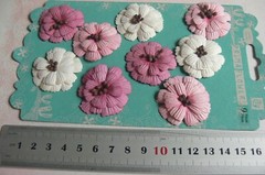 DANDLES 2 WHITE & PINKS – 9 Mixed Paper – Brown Stamens Centre 33-36mm PRIMA EBL
