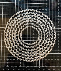 Die Cuts – Scalloped Circles
