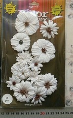 Assorted Flower Mix WHITE 14 PAPER Darjeeling CMC 25-45mm Across Petaloo F
