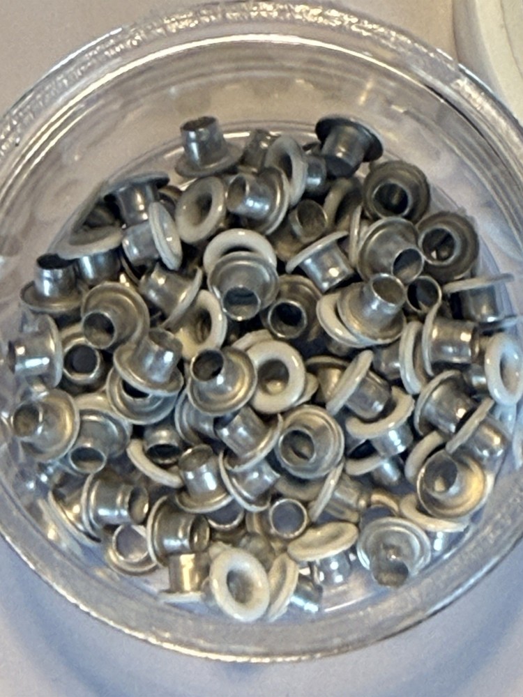 Stampin Up 109 pc WHITE Mini Eyelets 1/8 inch 3mm Hole Embellishment 2002