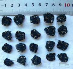 Satin Metallic ROSE Packs – 20 BLACK with Gold Trim – 15-17mm Across VerCFrnt