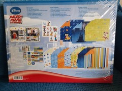 Disney Mickey Mouse and Friends 8×8 Scrapbooking Kit