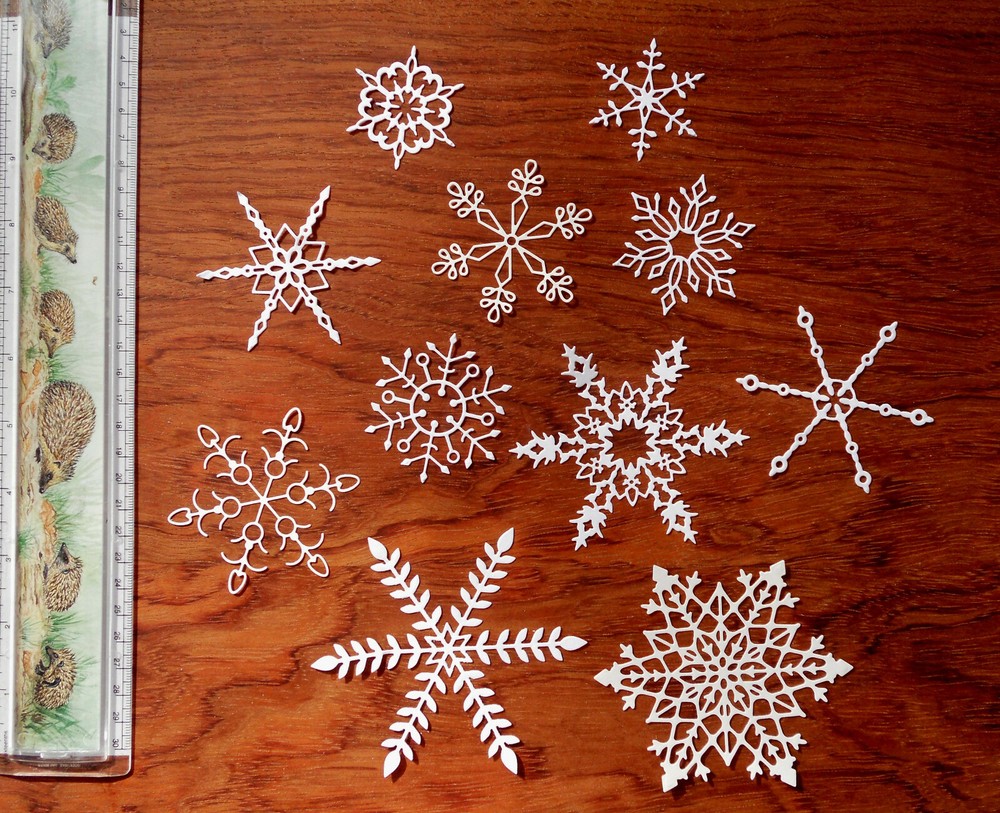 ❄️ Snowflake Winter Christmas Card Topper Tattered Lace Scrapbook Cut Out flake