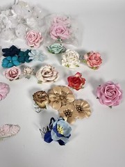 Lot of Loose Artificial Flowers Various Crafting, Card Making, Sewing, Scrapbook