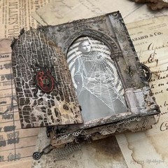 TIM HOLTZ COLLECTION OF EVERYTHING HALLOWEEN IDEA-OLOGY 2023 AND OLDER