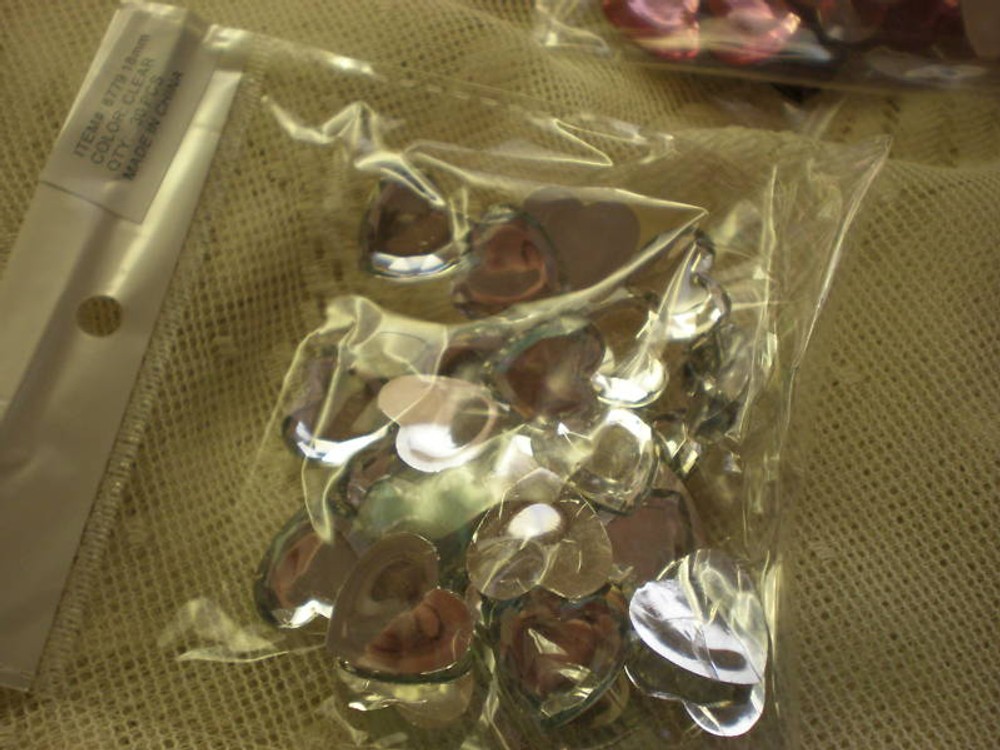 18mm HEART RHINESTONE ACRYLIC FLATBACK RED PINK CLEAR