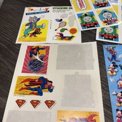 Vintage Lot Of 5 Stickers Superman Tom And Jerry Mickey Thomas And Friends