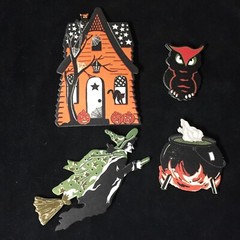 Anna Griffin CREEPY HALLOWEEN Stickers with Sentiments- 35 pcs total