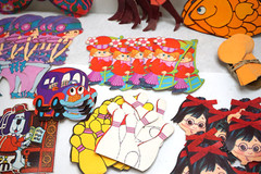 VINTAGE SCRAPBOOKING CRAFTING PAPER LARGE LOT BULLETIN BOARD ART DECORATIONS