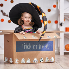 1000 Pcs Halloween Ghost Stickers Self-Adhesive Decals for Party Decor, 2 Rolls
