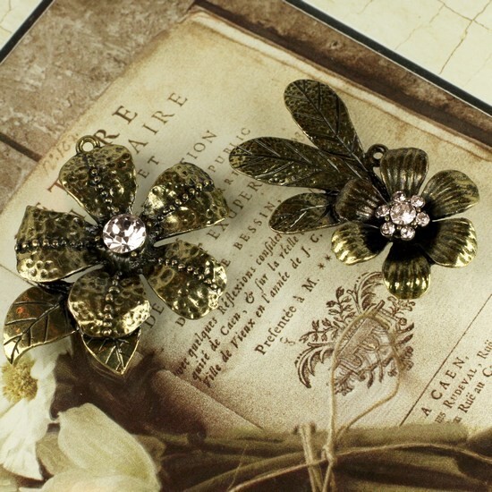 Prima Vintage Trinkets METAL FLOWERS Charm Embellishments 2/pk #549732