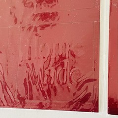 Embossed seals ‘Home Made’ Self Adheisve Red quantity 36 NEW