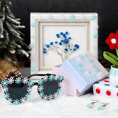 Christmas Snowflakes Decorations, 300Pcs Glitter ABS Pearl like Snowflakes White