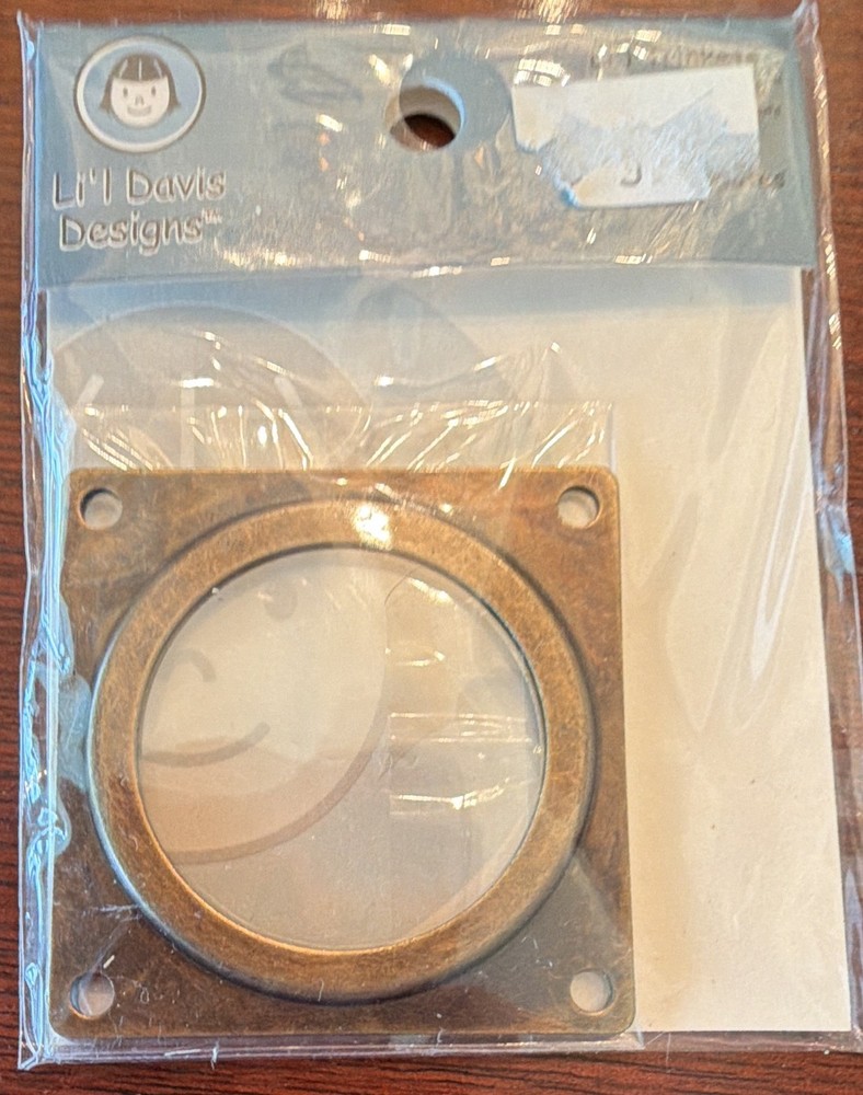 Li’l Davis Designs Li’l Trinkets and Treasures Circle Brass Book Plates LTT-740