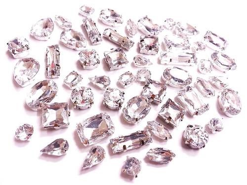 CraftbuddyUS 50pc Mixed Shape SewOn Acrylc Silver Set Crystal Diamnte Montee Gem