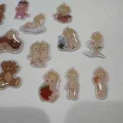 16 Puffy Y2K Brandy Melville Stickers