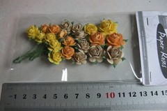 MINI ROSE – SUNSHINE – Mix 21 Rose Pack + Stems Approx 13-20mm Paper Prima PDB