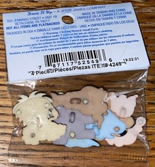 Dress it up Memory Mates- Cute & Cuddly- Animal Buttons Scrapbook Embellishments