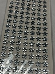 GEM STICKERS RHINESTONES hand crafts 140 count CLEAR SILVER FLOWERS