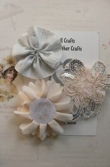 CREAM & SILVER Sequin Pearl Fabric Organza 3 Flower Mix 65-80mm K1 NJC