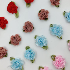 50Pcs Satin Ribbon Roses Fabric Flowers for Sewing Multicoloured Flower Embellis