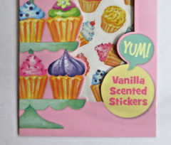 Scratch & Sniff Cupcake Stickers Pack (44) Vanilla Peaceable Kingdom – Mindware