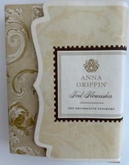 2014 ANNA GRIFFIN «Foil Flourishes» in GOLD (AG417) 100 Decorative Stickers