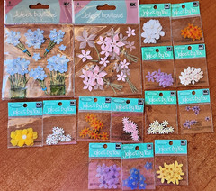 Lot JOLEE’S BOUTIQUE BY YOU Dimensional FLOWERS 2 large/13 mini Embellishment
