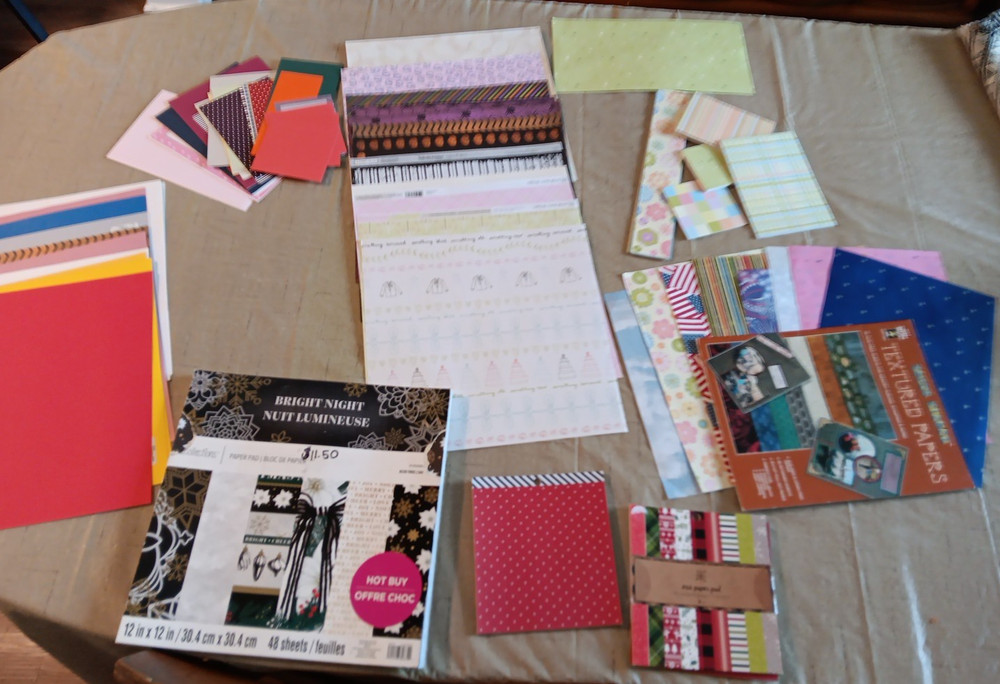 MIXED LOT OF 162 , K& Company, Colorbok, recollections, MSPCI Papers VARIOUS