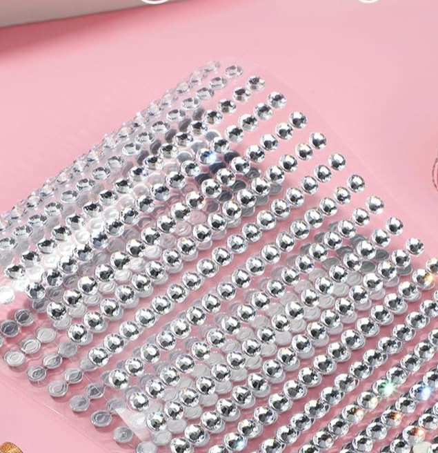 CraftbuddyUS 750pc x 3mm CLEAR (30 stripes) Stick On Round Rhinestone Gems,DIY