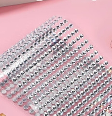 CraftbuddyUS 750pc x 3mm CLEAR (30 stripes) Stick On Round Rhinestone Gems,DIY