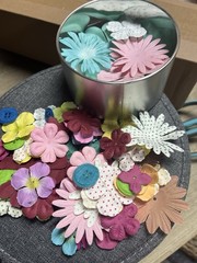 Prima Multicolor Paper/Felt Flower Scrapbooking Embellishments Mixed Lot