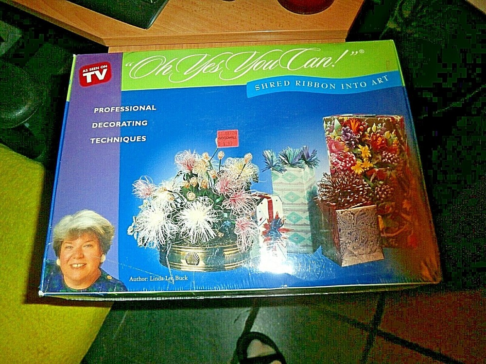 Shred Ribbon Into Art Deluxe Kit Linda Lee Buck Oh Yes You Can As Seen on TV NEW