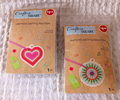 2 Crafters Square Diamond Painting HEART Key Chain + CIRCLE Key Chain Wood Fun