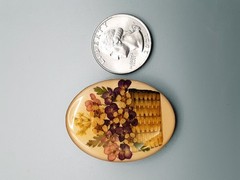 BUTTERMILK LANE Real Pressed Flower Brooch Signed Ruth Wales 1 5/8″ x 1 1/4″