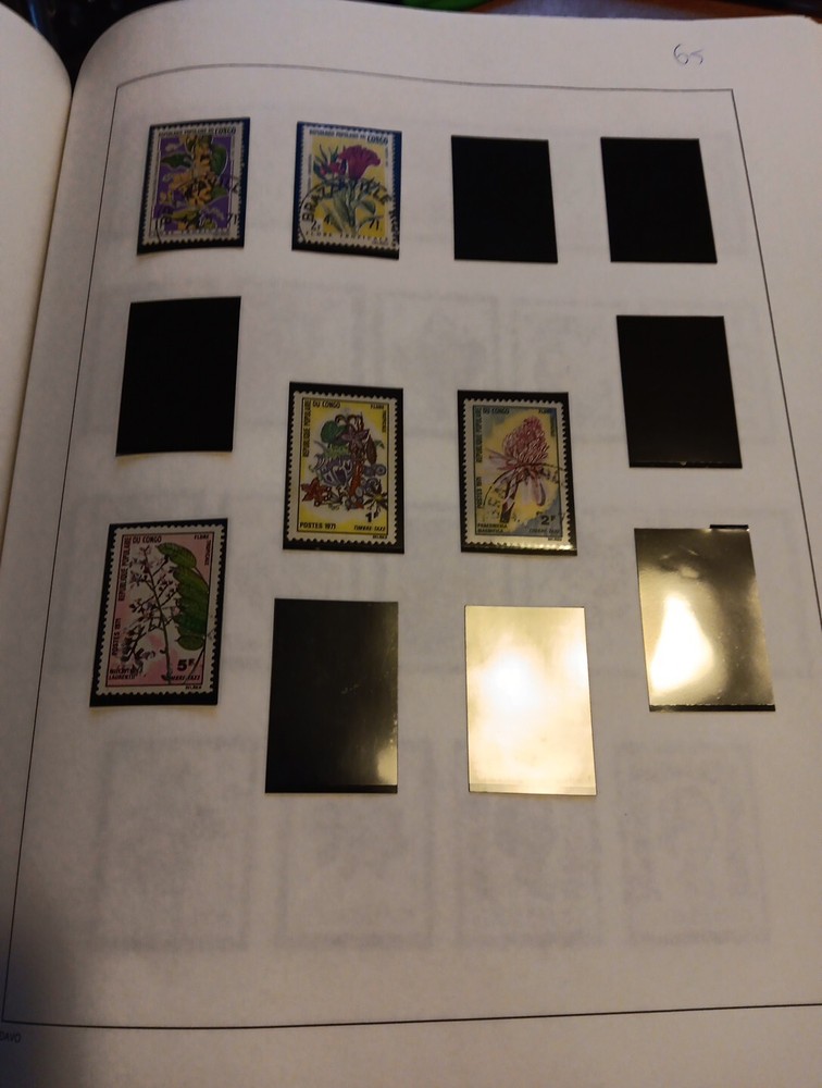 SHEET WITH POSTSTAMPS FOR SCRAPBOOKING/JOURNALS VINTAGE FLOWERS (FLORA65)
