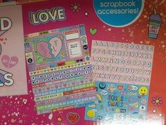 GIRL’S SCRAPBOOK KIT WITH ACCESSORIES! SQUAD GOALS, GIRL POWER FOR AGS 6+ NEW!