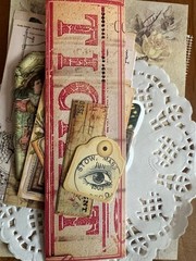 #799 – 20 small pcs – VINTAGE BUTTERFLY FLORAL SCRAPBOOK JUNK JOURNAL KIT / LOT