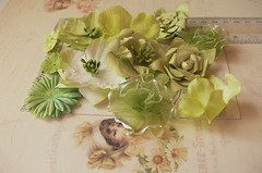 PISTACHIO GREEN & WHITE 19 PAPER & SILK Flowers – 9 Styles 10-55mm across MH VA3