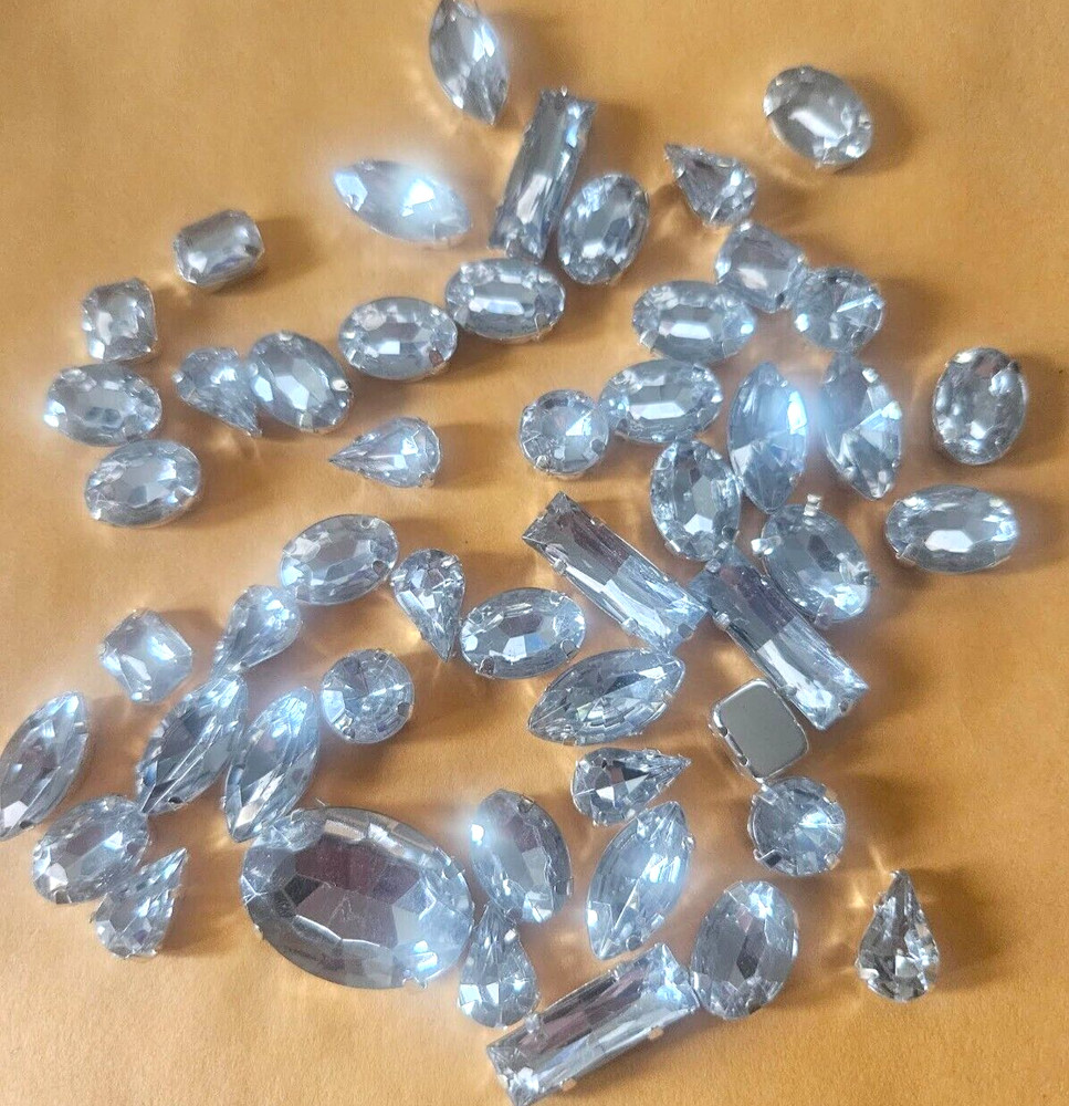 CraftbuddyUS 50pc Mixed Shape SewOn Acrylc Silver Set Crystal Diamnte Montee Gem