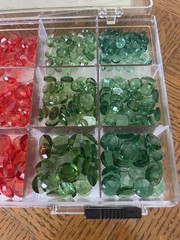 3 Birds Design Faceted Gems Goodie Box Over 750 Pcs Estate Collection