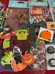 #648 – HALLOWEEN 3D FLAT EMBELLISHMENT & STICKER LOT BRADS – SOOO CUTE
