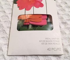 LITTLE B Paper Flowers Petal Kit 2 Kits Bright Mum 100494 Plum Carnation 100485