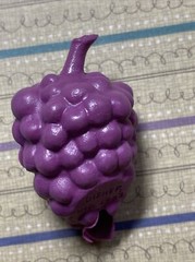 vintage 80s scented GRAPE Diener sniff Purple Grapes rubber 1982 Eraser grape !
