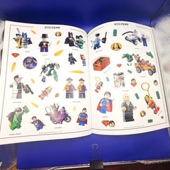 LEGO DC Batman Super Heroes Ultimate Sticker Collection Book 1000+ Reusable READ